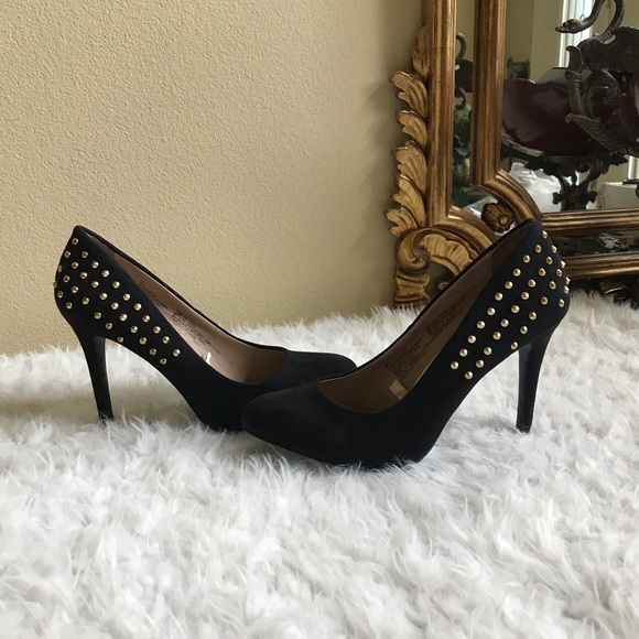 Mossimo black suede like gold studded heels - Picture 5 of 8